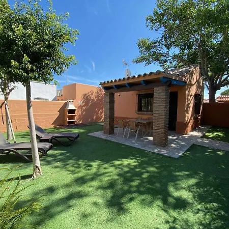 Holiday home Casita Con Jardin Privado Y Piscina Compartida Cadiz
