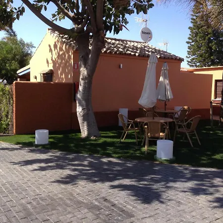 Casita Con Jardin Privado Y Piscina Compartida * Cadiz