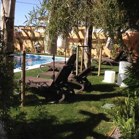 Casita Con Jardin Privado Y Piscina Compartida Cadiz