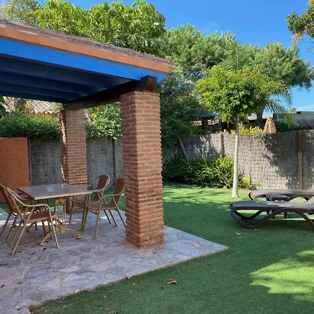 Casita Con Jardin Privado Y Piscina Compartida * Cádiz